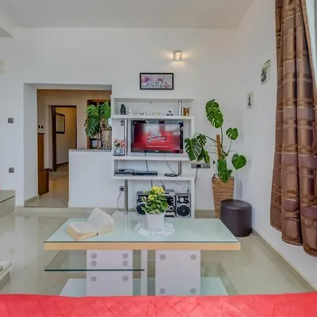 Апартаменты In Arbanija With Sea View, Terrace, Air Conditioning, Wifi 5138-2