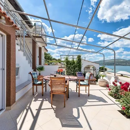 In Arbanija With Sea View, Terrace, Air Conditioning, Wifi 5138-2