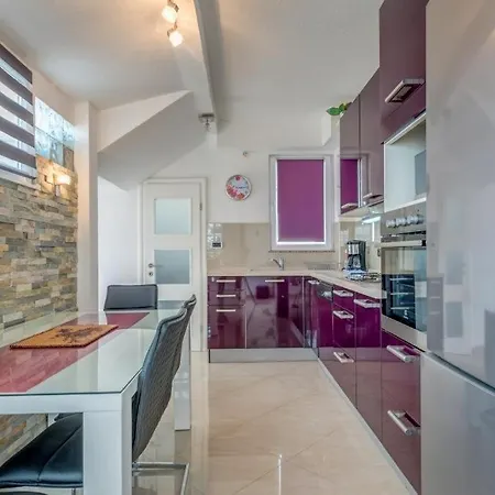 Apartman In Arbanija With Sea View, Terrace, Air Conditioning, Wifi 5138-2