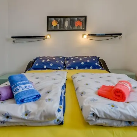In Arbanija With Sea View, Terrace, Air Conditioning, Wifi 5138-2 Apartman *