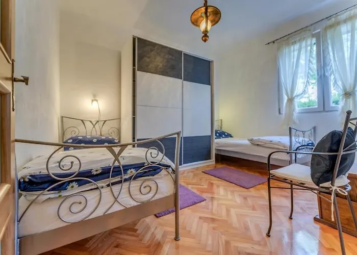 Апартаменты In Arbanija With Sea View, Terrace, Air Conditioning, Wifi 5138-2 Трогир