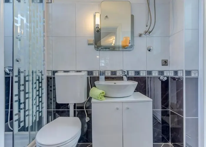 Апартаменты In Arbanija With Sea View, Terrace, Air Conditioning, Wifi 5138-2 *