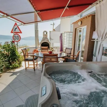In Arbanija With Sea View, Terrace, Air Conditioning, Wifi 5138-2 Trogir