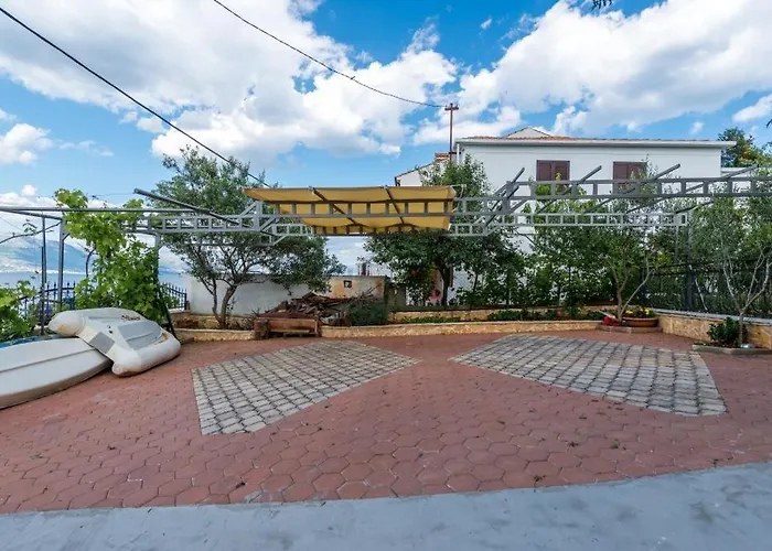 In Arbanija With Sea View, Terrace, Air Conditioning, Wifi 5138-2 Appartement Trogir