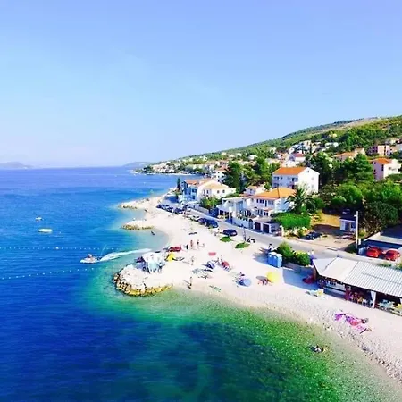 아파트 In Arbanija With Sea View, Terrace, Air Conditioning, Wifi 5138-2 트로기르